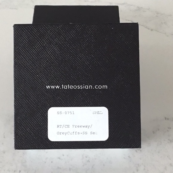 New in Box RT by Tateossian Cuff link set - Picture 3 of 4